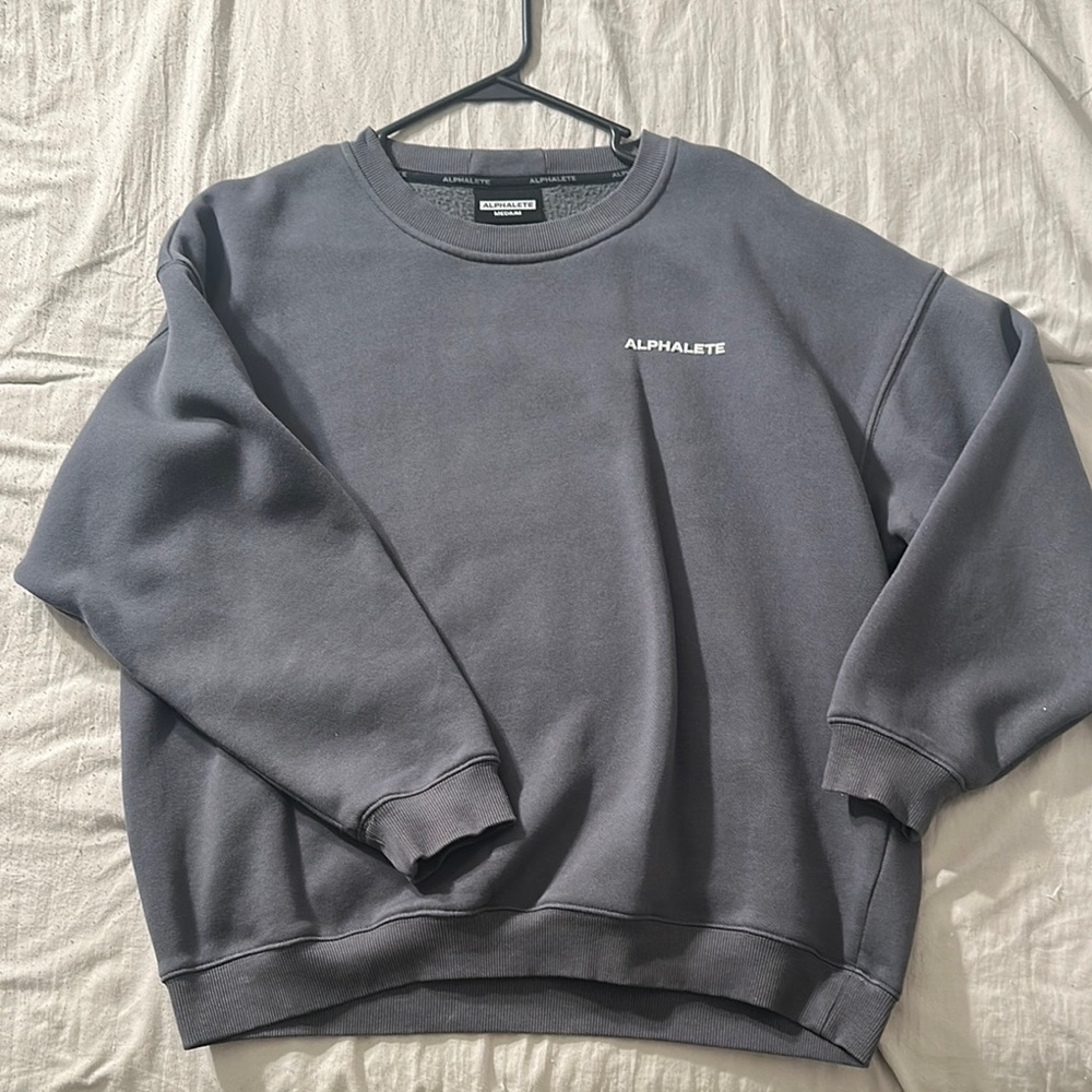 Alphalete Classic Crew Sweater Color Smoke Size Medium